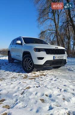 Внедорожник / Кроссовер Jeep Grand Cherokee 2020 в 