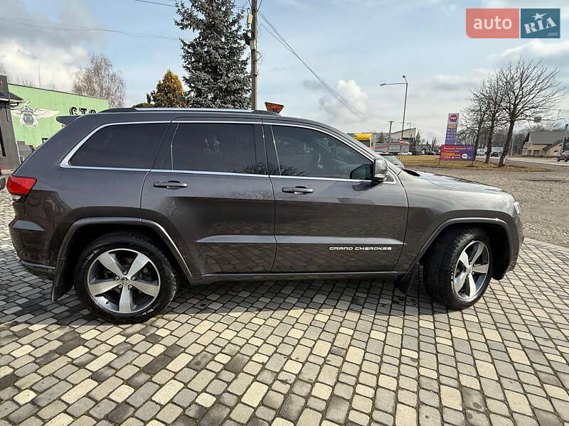Внедорожник / Кроссовер Jeep Grand Cherokee 2013 в Тячеве