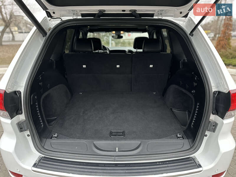 Позашляховик / Кросовер Jeep Grand Cherokee 2019 в Києві
