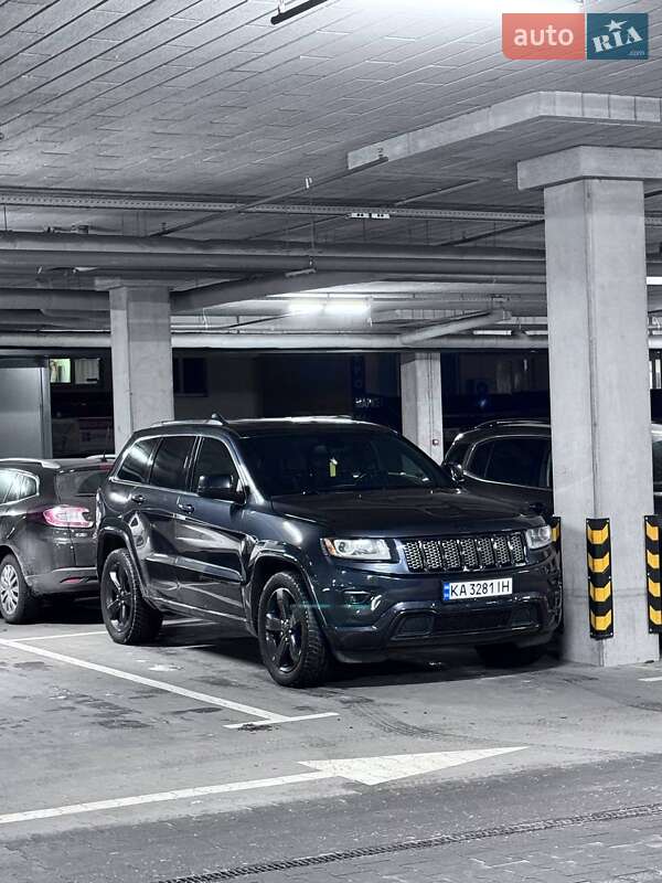 Внедорожник / Кроссовер Jeep Grand Cherokee 2014 в Киеве