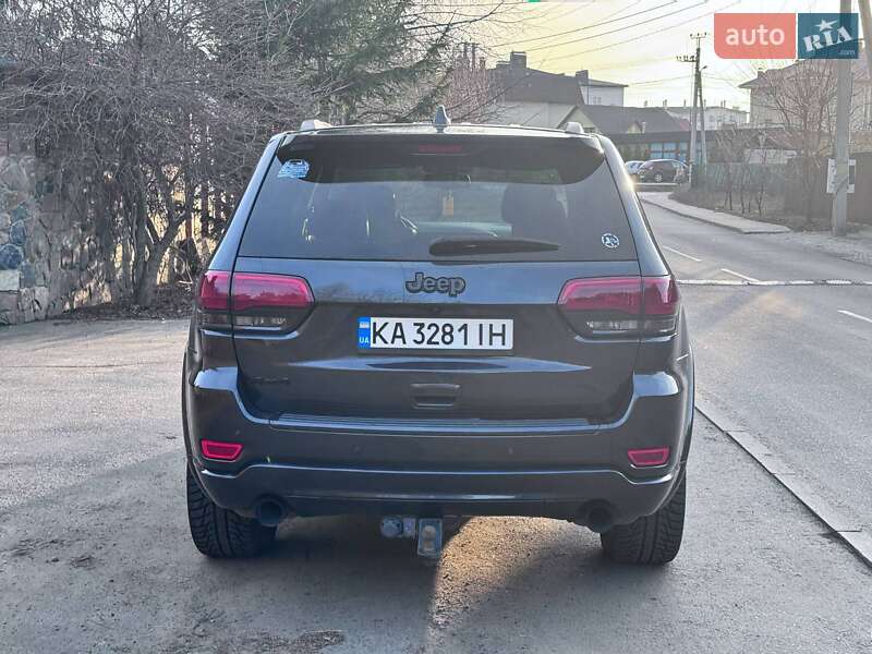 Внедорожник / Кроссовер Jeep Grand Cherokee 2014 в Киеве