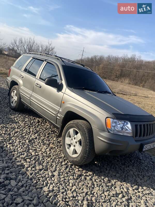 Внедорожник / Кроссовер Jeep Grand Cherokee 2004 в Гайсине