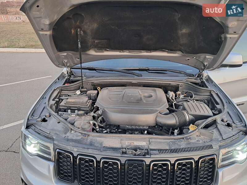 Внедорожник / Кроссовер Jeep Grand Cherokee 2020 в Кривом Роге фото 16 Внедорожник / Кроссовер Jeep Grand Cherokee 2020 в Кривом Роге