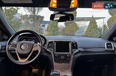 Внедорожник / Кроссовер Jeep Grand Cherokee 2013 в 