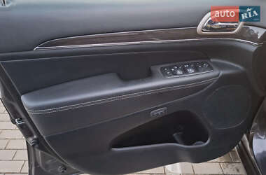 Внедорожник / Кроссовер Jeep Grand Cherokee 2014 в 