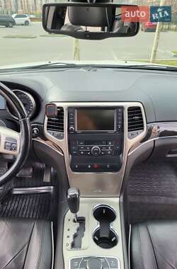 Позашляховик / Кросовер Jeep Grand Cherokee 2012 в 