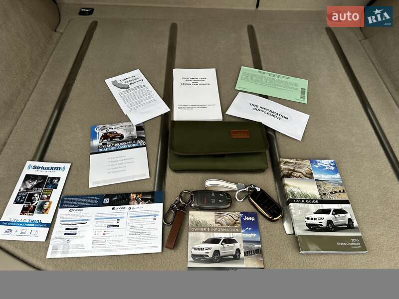 Внедорожник / Кроссовер Jeep Grand Cherokee 2015 в Киеве