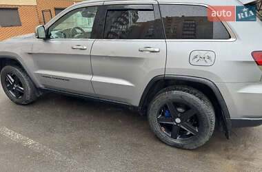 Внедорожник / Кроссовер Jeep Grand Cherokee 2021 в 