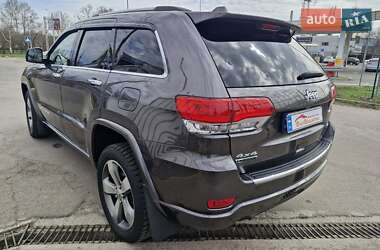 Позашляховик / Кросовер Jeep Grand Cherokee 2014 в 
