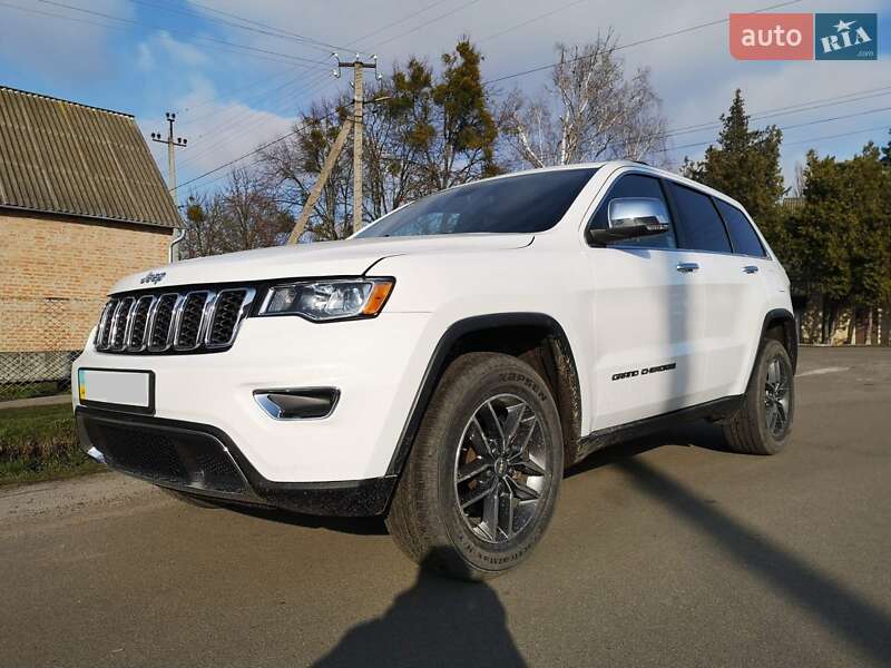 Позашляховик / Кросовер Jeep Grand Cherokee 2018 в 