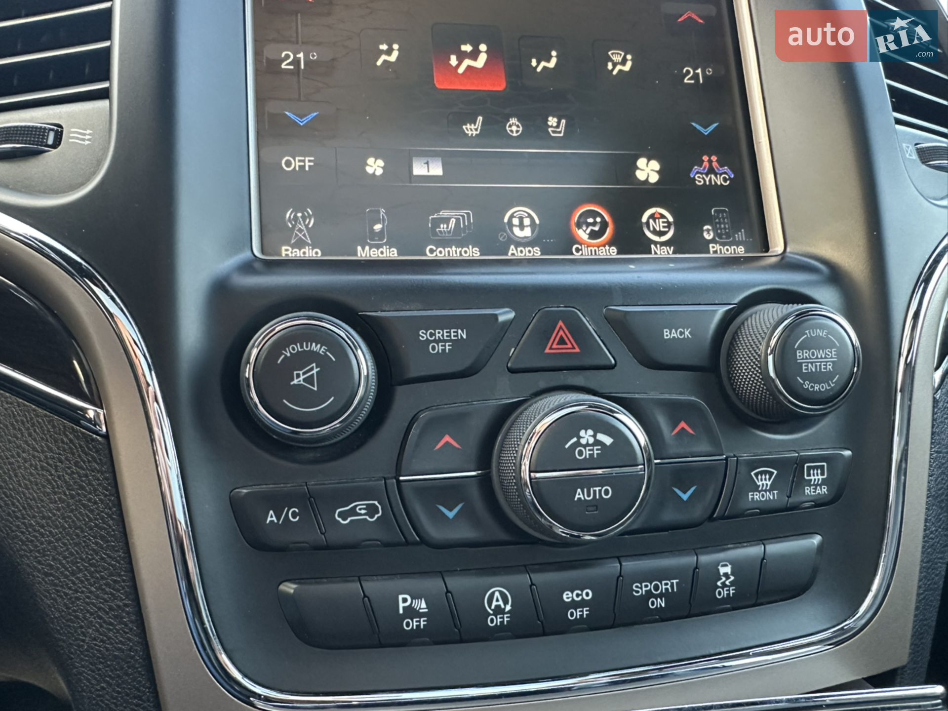 2016 Jeep Grand Cherokee - мініатюра 42