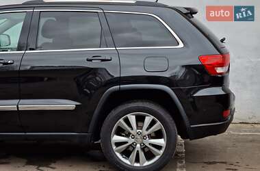 Внедорожник / Кроссовер Jeep Grand Cherokee 2012 в 