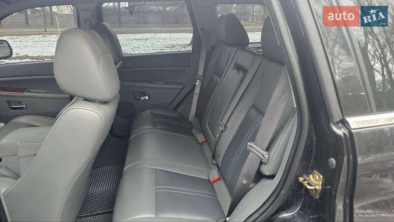 Позашляховик / Кросовер Jeep Grand Cherokee 2006 в Славутичі