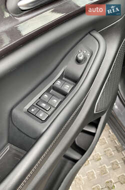 Внедорожник / Кроссовер Jeep Grand Cherokee 2022 в 