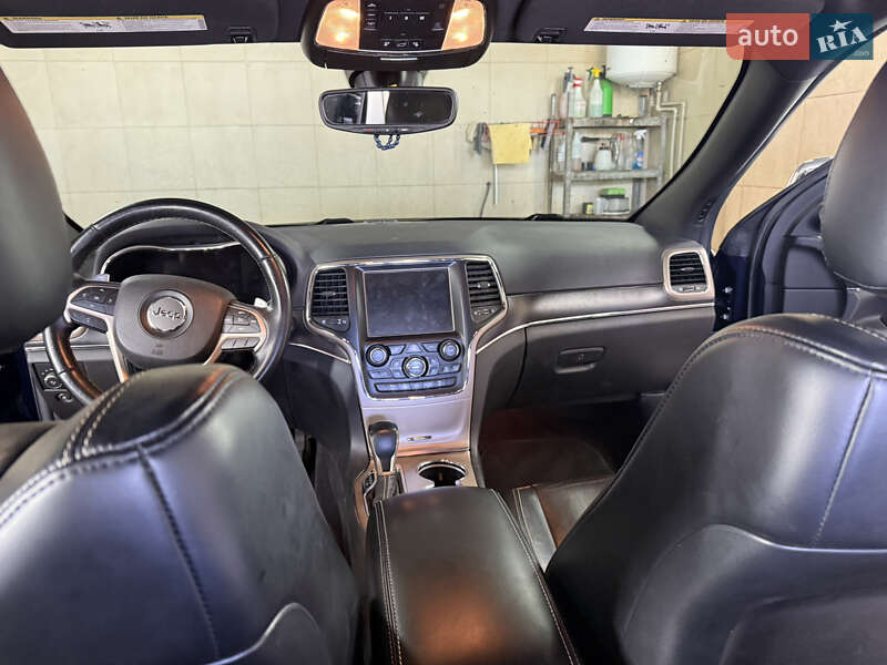 Позашляховик / Кросовер Jeep Grand Cherokee 2016 в Десні