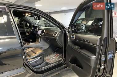 Внедорожник / Кроссовер Jeep Grand Cherokee 2014 в 