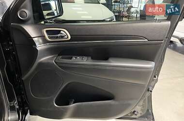 Внедорожник / Кроссовер Jeep Grand Cherokee 2014 в 