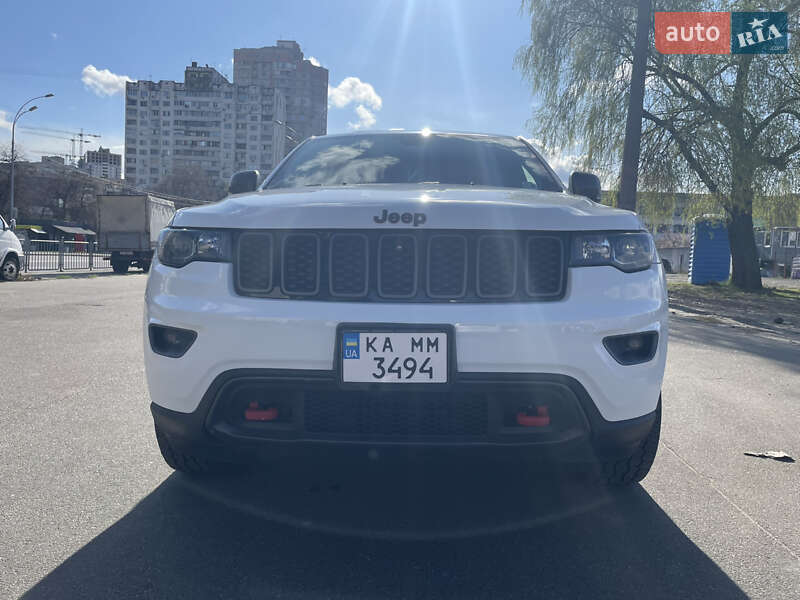 Внедорожник / Кроссовер Jeep Grand Cherokee 2021 в 