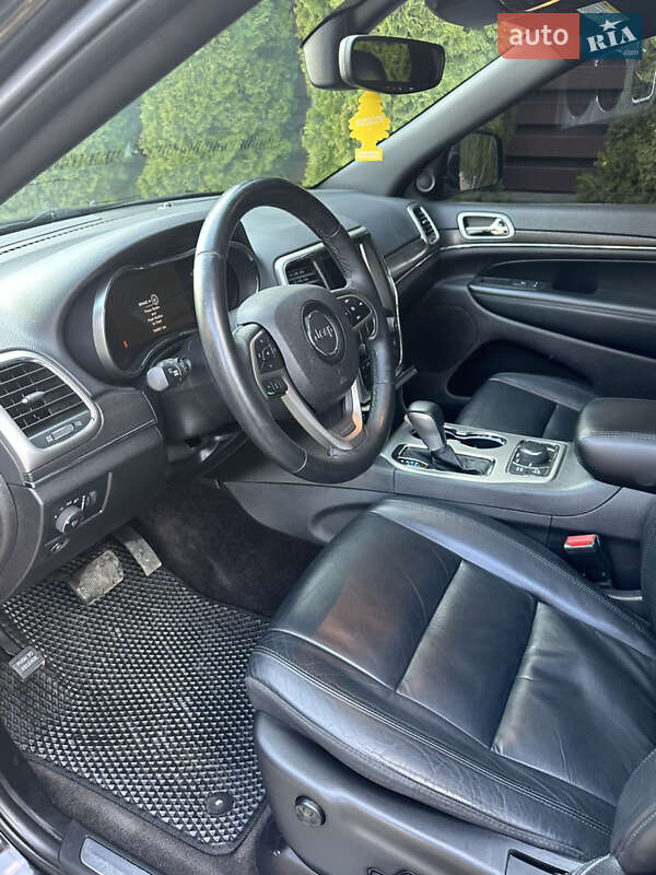 Внедорожник / Кроссовер Jeep Grand Cherokee 2018 в Ивано-Франковске
