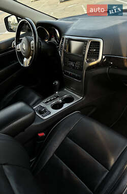 Внедорожник / Кроссовер Jeep Grand Cherokee 2011 в 