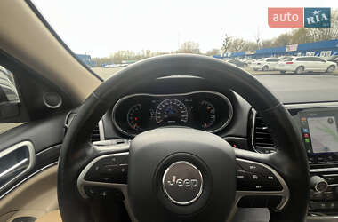 Внедорожник / Кроссовер Jeep Grand Cherokee 2019 в 