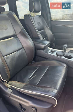 Внедорожник / Кроссовер Jeep Grand Cherokee 2013 в 