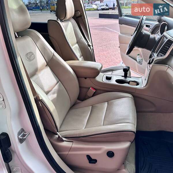Внедорожник / Кроссовер Jeep Grand Cherokee 2014 в Одессе