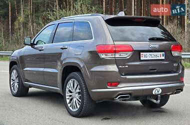 Внедорожник / Кроссовер Jeep Grand Cherokee 2018 в 