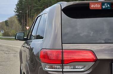 Внедорожник / Кроссовер Jeep Grand Cherokee 2018 в 