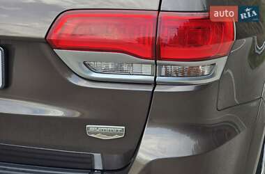 Внедорожник / Кроссовер Jeep Grand Cherokee 2018 в 