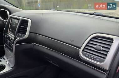 Внедорожник / Кроссовер Jeep Grand Cherokee 2018 в 