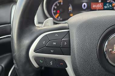 Внедорожник / Кроссовер Jeep Grand Cherokee 2018 в 