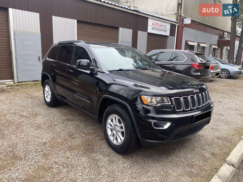 Внедорожник / Кроссовер Jeep Grand Cherokee 2020 в Киеве