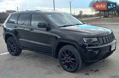 Позашляховик / Кросовер Jeep Grand Cherokee 2019 в 