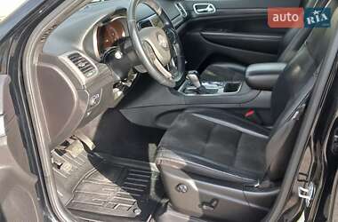 Позашляховик / Кросовер Jeep Grand Cherokee 2019 в 