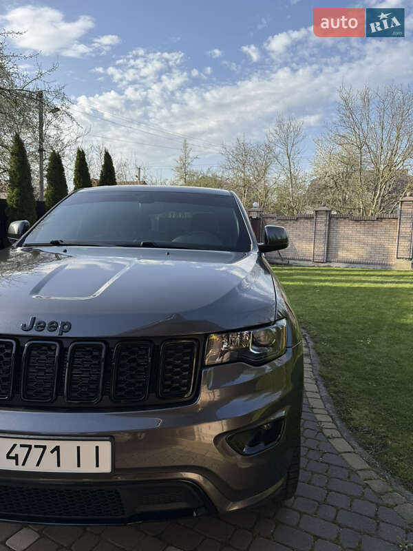 Позашляховик / Кросовер Jeep Grand Cherokee 2020 в Коломиї