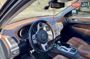 Внедорожник / Кроссовер Jeep Grand Cherokee 2011 в 