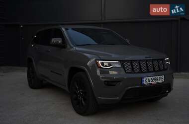 Внедорожник / Кроссовер Jeep Grand Cherokee 2020 в 