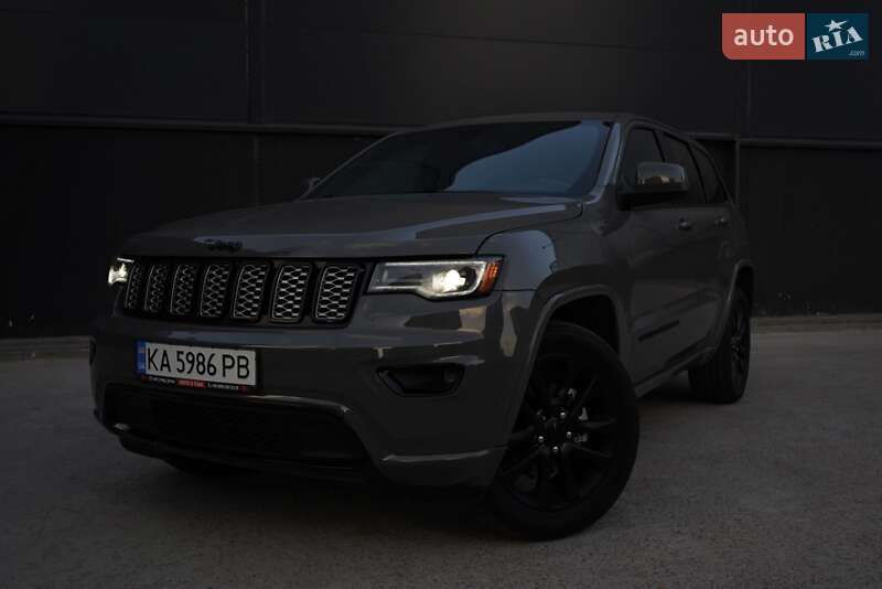 Внедорожник / Кроссовер Jeep Grand Cherokee 2020 в 