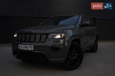Внедорожник / Кроссовер Jeep Grand Cherokee 2020 в 