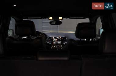 Внедорожник / Кроссовер Jeep Grand Cherokee 2020 в 