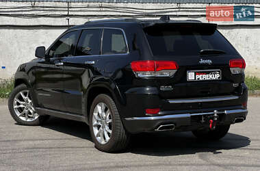 Внедорожник / Кроссовер Jeep Grand Cherokee 2015 в 