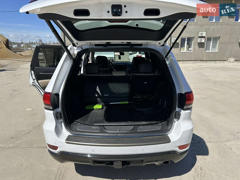 Позашляховик / Кросовер Jeep Grand Cherokee 2016 в Одесі фото 11 Позашляховик / Кросовер Jeep Grand Cherokee 2016 в Одесі