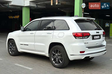 Позашляховик / Кросовер Jeep Grand Cherokee 2019 в 