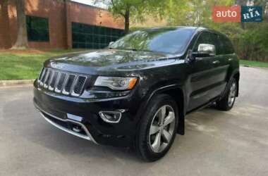 Внедорожник / Кроссовер Jeep Grand Cherokee 2015 в 