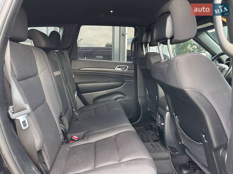 Внедорожник / Кроссовер Jeep Grand Cherokee 2017 в Киеве