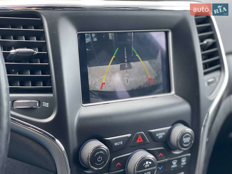 Внедорожник / Кроссовер Jeep Grand Cherokee 2017 в Киеве