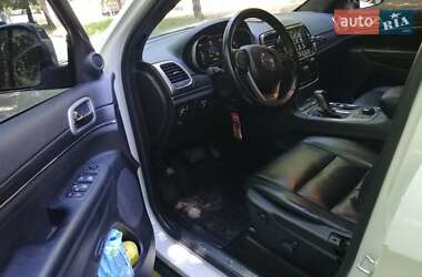 Позашляховик / Кросовер Jeep Grand Cherokee 2020 в 