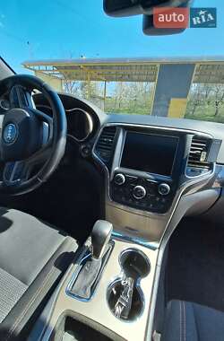 Внедорожник / Кроссовер Jeep Grand Cherokee 2016 в 