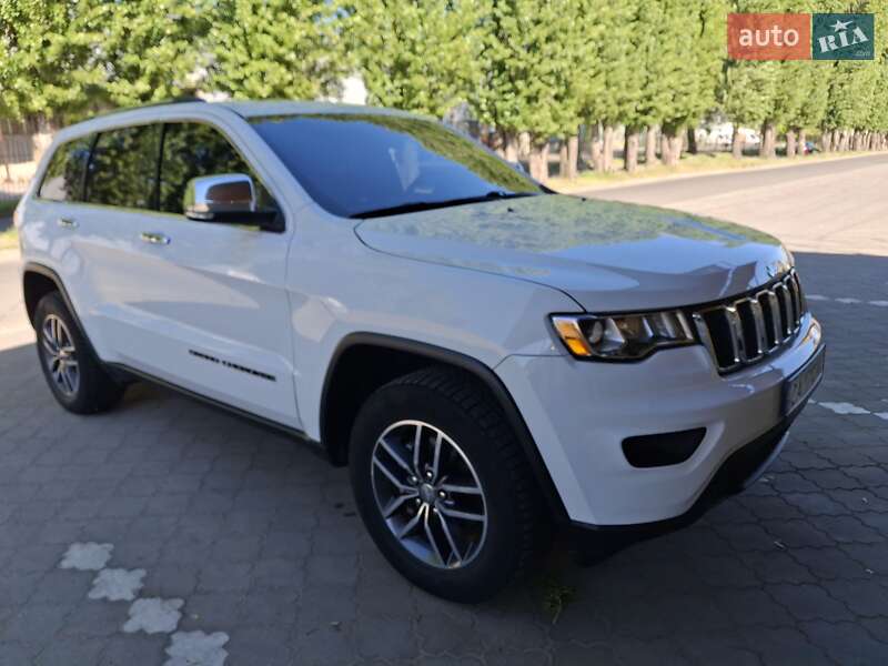 Внедорожник / Кроссовер Jeep Grand Cherokee 2018 в Черкассах
